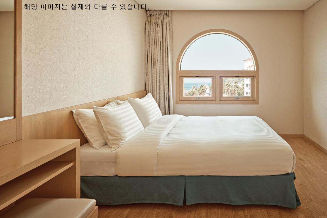 Sono Belle Jeju Hotel Exterior photo